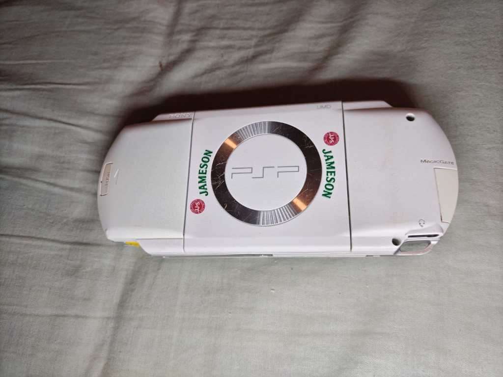 PSP 1000 Jameson White
