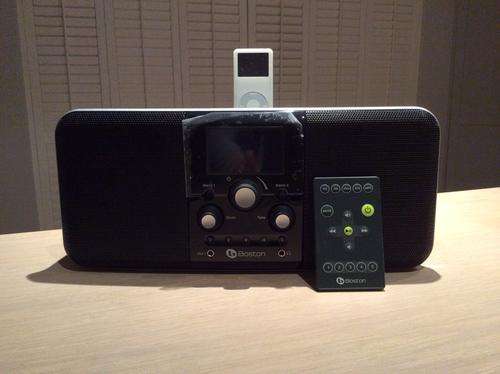 Boston Acoustic Duo-i Plus AM/FM stereo iPhone iPod dock (piano black finish)