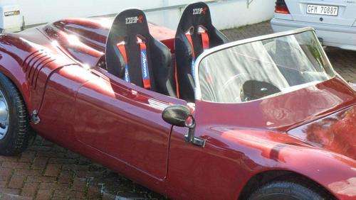 2001 PORSCHE 718 SPYDER RKS REPLICA : PAPERS IN ORDER