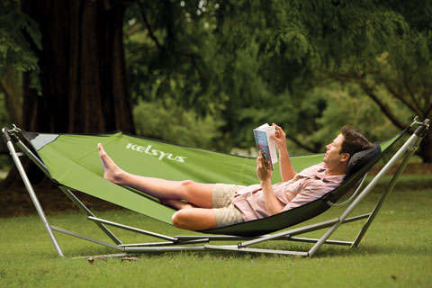 HAMMOCK WITH STAND