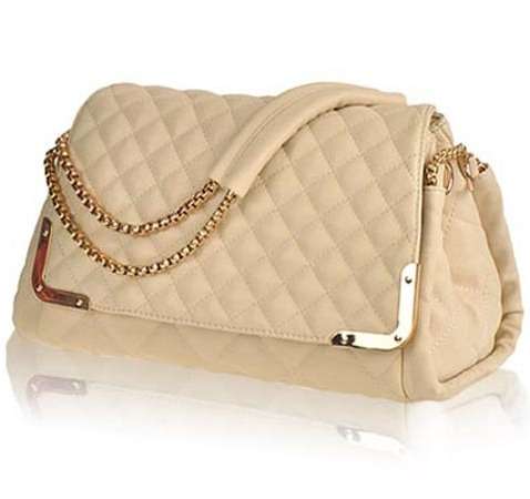 Handbags in 5 Colours