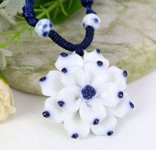 HANDMADE CERAMIC NECKLACE