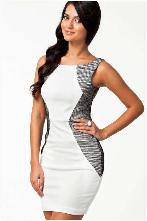 !!! NEW ARRIVAL !!! BEAUTIFUL DRESS/ PARTY DRESS IN SIZE S