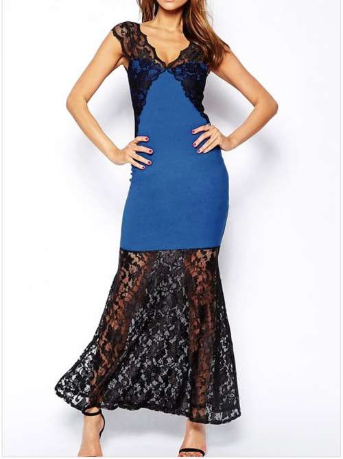 SEXY LACE DRESS IN SIZE 32-34