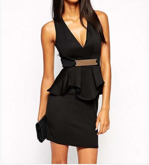 !!! CLEARANCE !!! BEAUTIFUL DRESS/ PARTY DRESS IN SIZE S