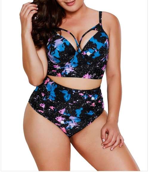 !!! FASHIONABLE !!! SWIMMING SET IN SIZE M