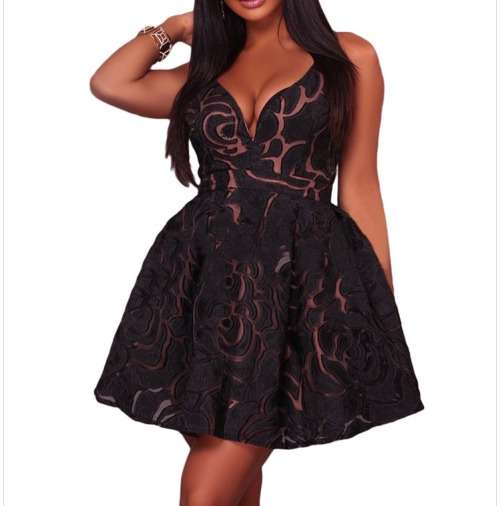 !!! NEW ARRIVAL !!! BEAUTIFUL DRESS IN SIZE M