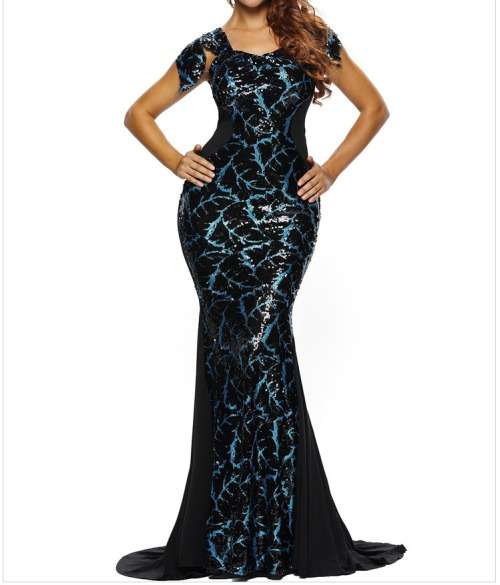 ELEGANT DRESS IN SIZE L