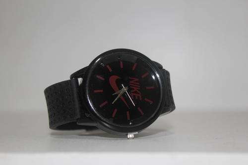 NIKE MENS WATCH