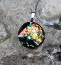 DAINTY DICHROIC PENDANT