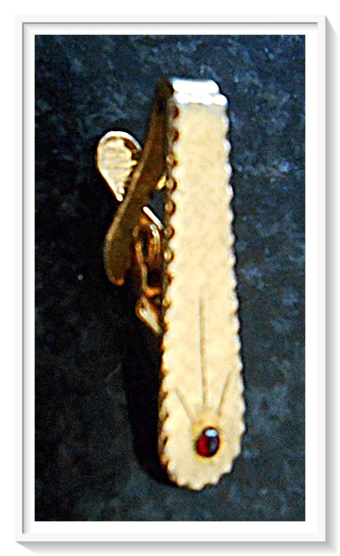 Stunning Vintage Star Studded Tie Pin with Small Garnet :