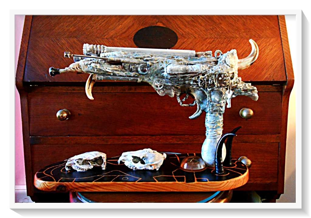 Pistolero Dentata by Artist Ras Steyn [MFA] - Organic Wood/Resin/Dentine/Bone & Skull Sculpture*****
