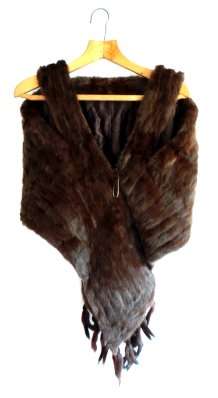 Real Fur Cape with Label JVB - Item in Very Neat Condition - Unknown Fur - Vintage Wear.