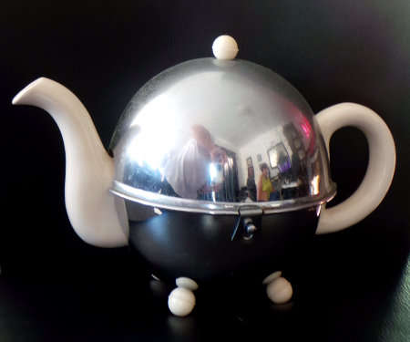Vintage / Art Deco Styled Teapot [Ceramic and Metal Combined] - In Lovely Condition***