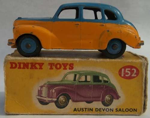 Dinky Toys #152 Austin Devon Boxed Made in England in 1956 - 2 Tone Model