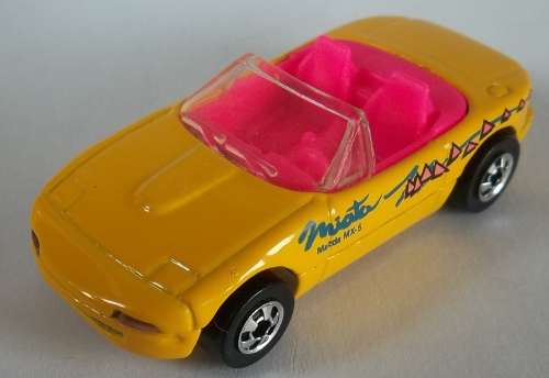 Hot Wheels Mazda Miata Made in 1990 FULL METAL MODEL - MINT Like Matchbox