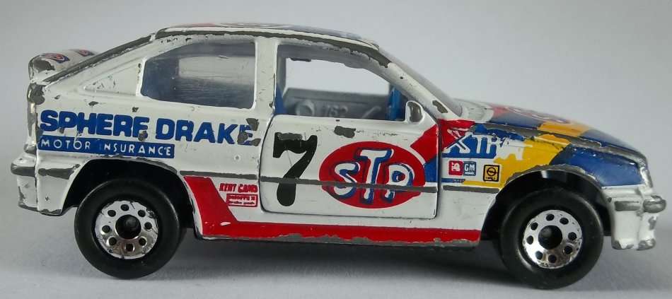 MATCHBOX Lesney Superfast Opel Kadett GSi Made in 1985 Vintage Track car Model Car