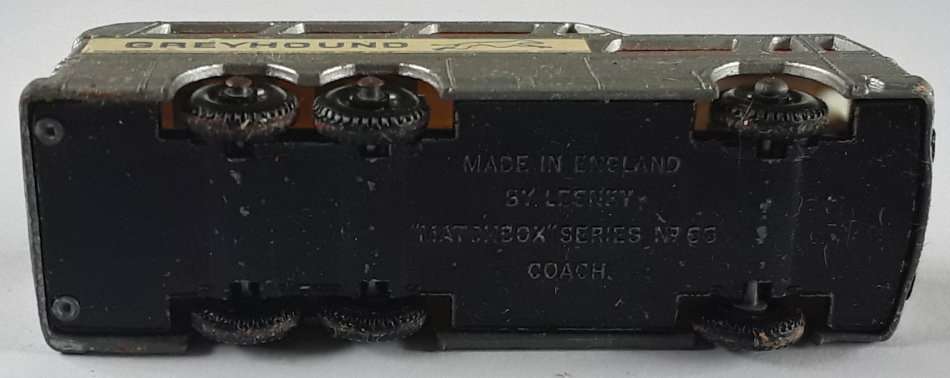 MATCHBOX Lesney 1-75 Series Regular Wheels #66 Greyhound Coach Made in England Die Cast Model