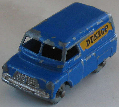Matchbox MOKO Lesney Regular Wheels 1-75 Series #25 Bedford 12cwt Van DUNLOP ADVERTISING
