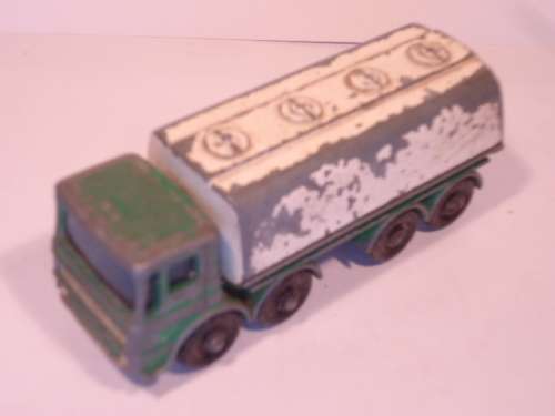 Matchbox Regular Wheels - # 32C - Leyland Tanker - BPW