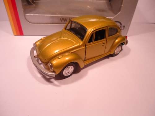 GAMA - # 1104 - VW Beetle 1302