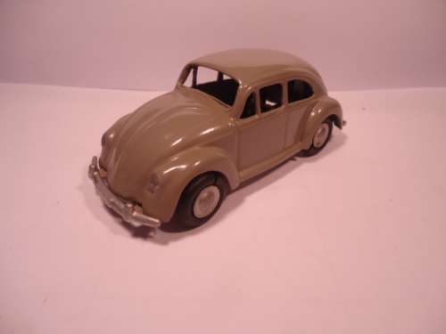 CIJ Copy - VW Beetle Oval Window - Built White Metal Kit