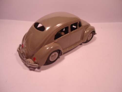 CIJ Copy - VW Beetle Oval Window - Built White Metal Kit