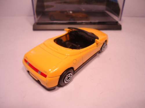 Welly - # 2065 - Alfa Romeo Spider