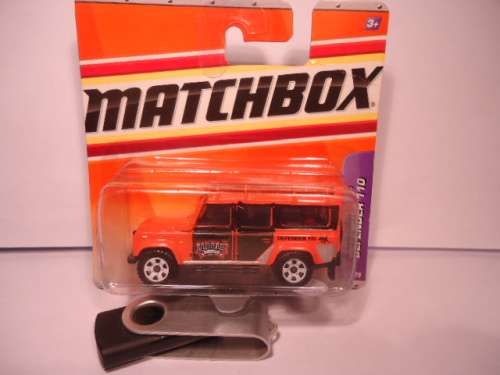 Matchbox - Superfast - # 66 - Land Rover Discovery - sealed