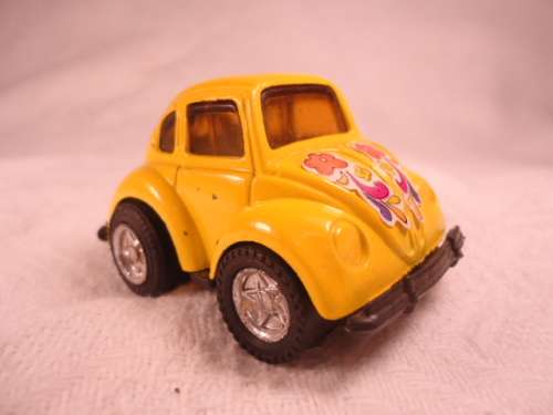 Unknown # 316 -  Volkswagen Beetle - Flowera