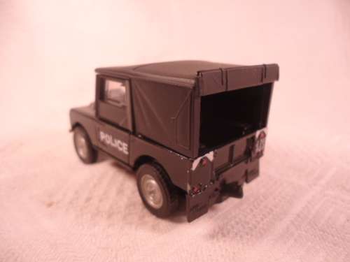 Matchbox Dinky - # DY9B - 1949 Land Rover - converted to Police Car
