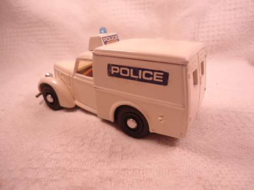 Matchbox Dinky - # DY8 - 1948 Commer 8  CWT Van - converted to Police Car