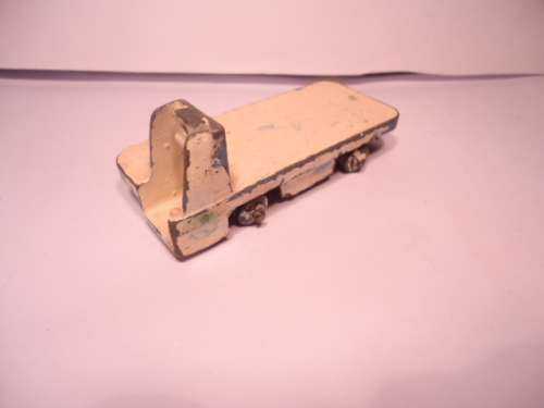 Dinky Toys - #  14A - BEV Truck - To Restore