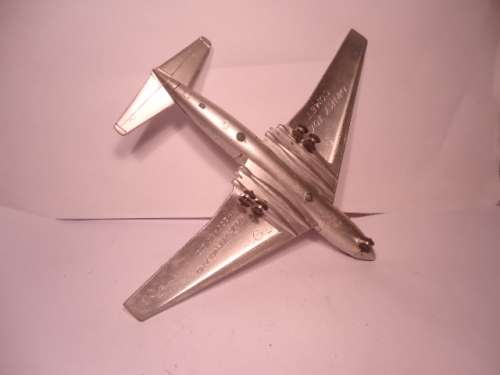 Dinky Toys - # 702 - DH Comet Airliner - BOAC