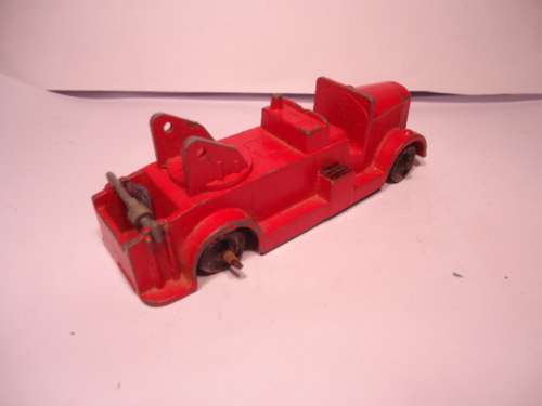 Crescent Toys - # 1221 - Fire Engine - missing ladder