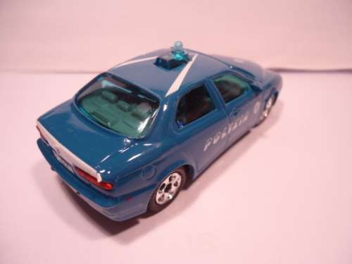 Bburago -  49980 - Alfa Romeo 156 - Polizia