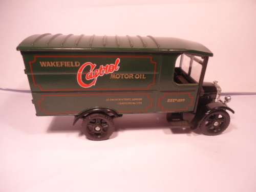 Corgi  - 821 - Thornycroft Van - Castrol