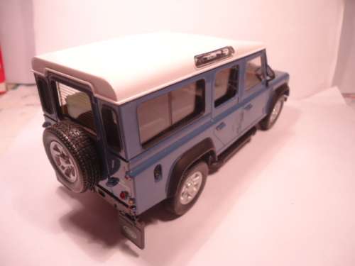 Cararama - 1/24 scale - Land Rover - Defender  - 110