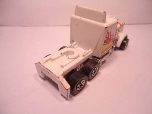 Hotwheels - # 3921 - 1982 - Long Shot Semi Truck - Made in Hong Kong