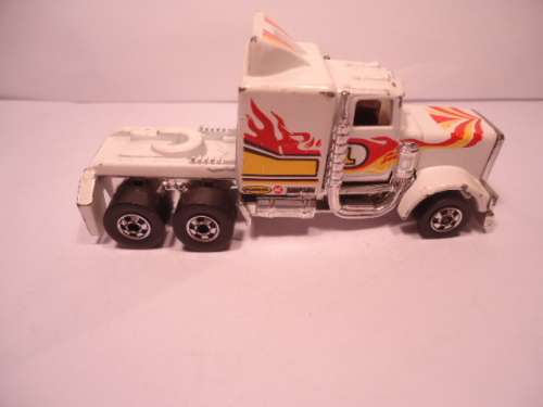 Hotwheels - # 3921 - 1982 - Long Shot Semi Truck - Made in Hong Kong