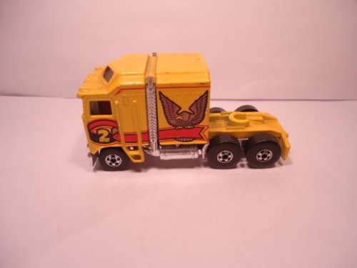 Hotwheels - # 3924 - 1982 - Thunder Roller Semi Truck- Made in Hong Kong