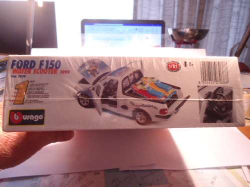 Bburago - Ford F150 Water Scooter (1999) - 1/21 - Metal - Sealed - # 7038