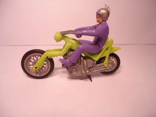 Hotwheels - 1972 - Rrrumblers - Rumblers Preying Menace Mantis - made in Hong Kong
