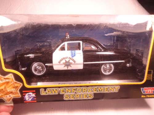 Motor Max - Ford Fordor Coupe - California Highway Patrol