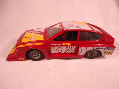 Polistil - Alfa Romeo - Alfetta GTV - missing Grille - # S 39 - 1/25 Scale