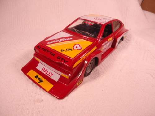 Polistil - Alfa Romeo - Alfetta GTV - missing Grille - # S 39 - 1/25 Scale