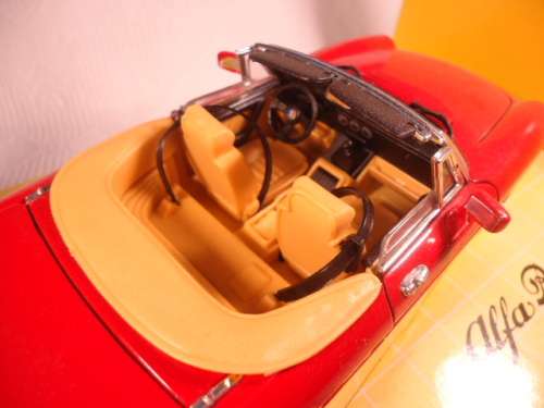 Revell - Alfa Romeo - Spider - # 48836