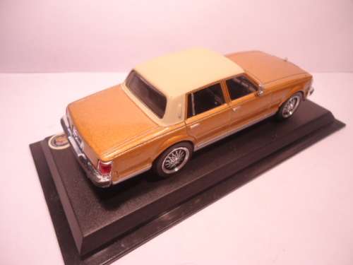 Delprado -  Cadillac Seville Left hand rear view mirror missing