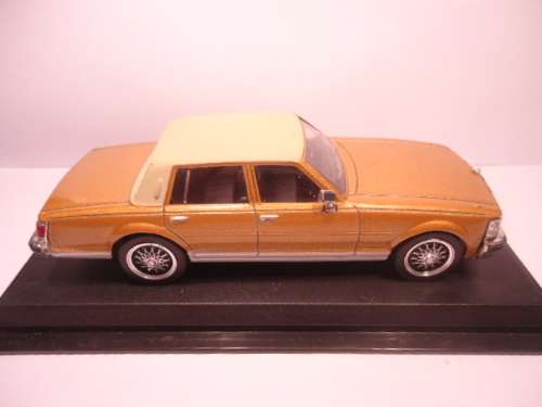 Delprado -  Cadillac Seville Left hand rear view mirror missing