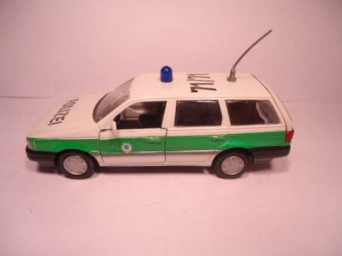 GAMA  - # 1178 - VW Passat Variant - Polizei